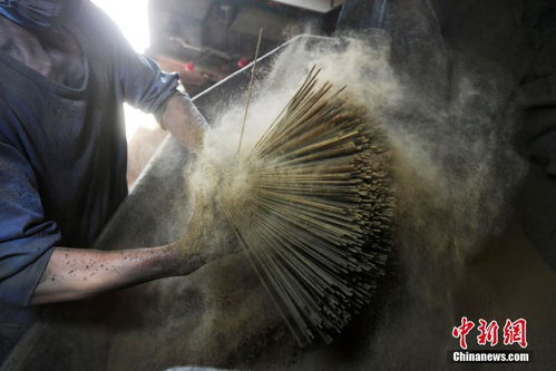 探访中国香都 百年制香工艺的传承与创新